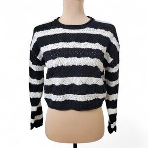 Primark Size 6-8 Black & White Striped Loose Knit Cropped Sweater, EUC